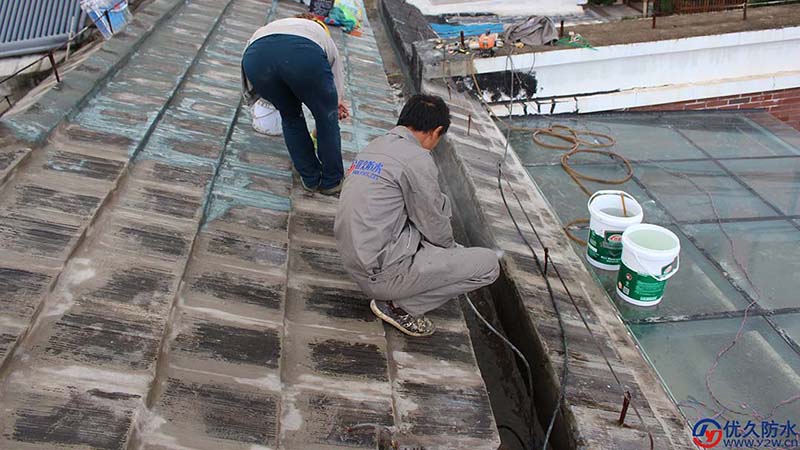 斜坡瓦屋顶防水补漏施工队伍